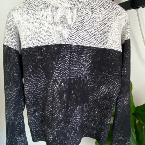 Banana Republic cotton blend sweater two-toned size small - Picture 4 of 7